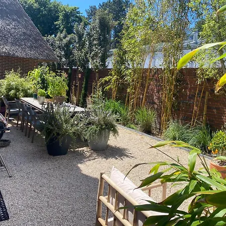 Luxe Garden Ams Area Villa